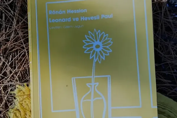 Büyümenin Sessiz Macerası: Leonard ve Hevesli Paul
